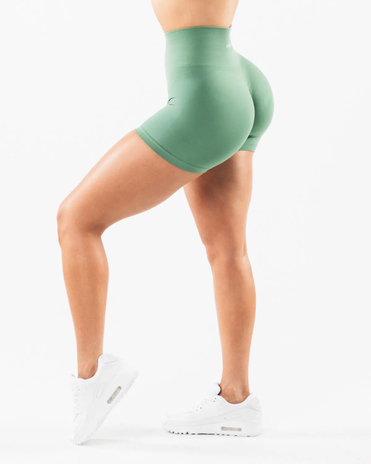 Amplify Short 4.5 - Jade