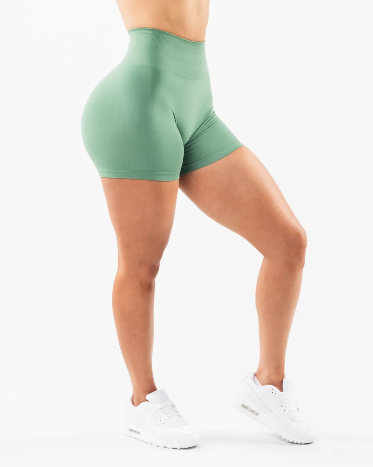 Amplify Short 4.5 - Jade