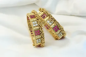 Antique Gold Gajra Bangle Set (Openable 2.4/ 2.6)