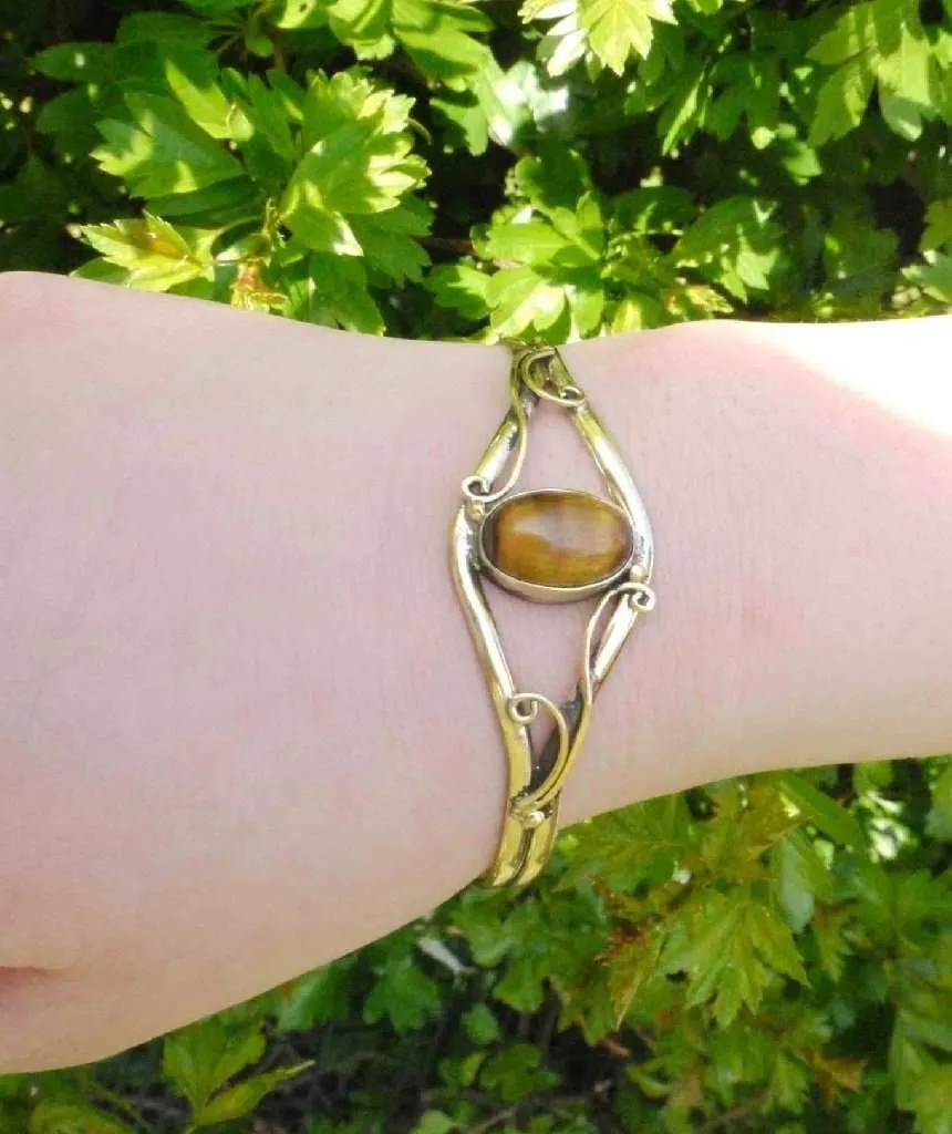 Centre Stone Bangle Bracelet