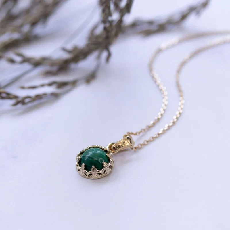 Gold Plated Round Pendant Inlaid with Malachite