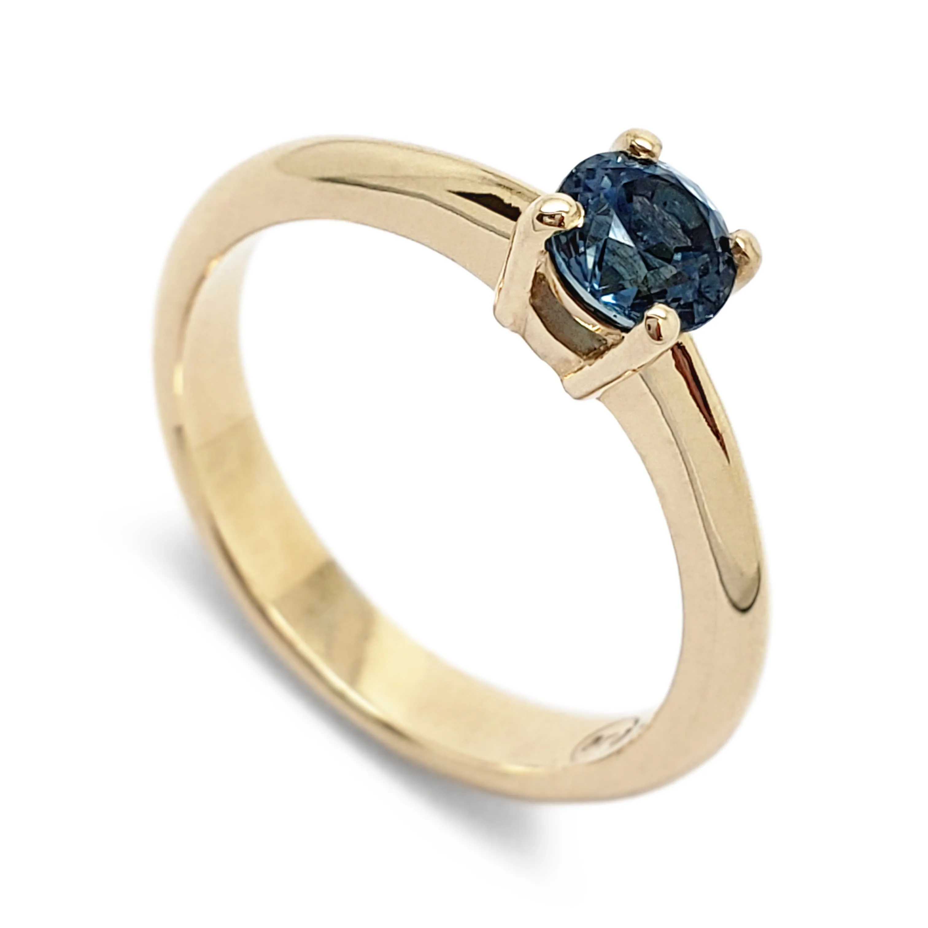 Grace Yellow | Blue Sapphire