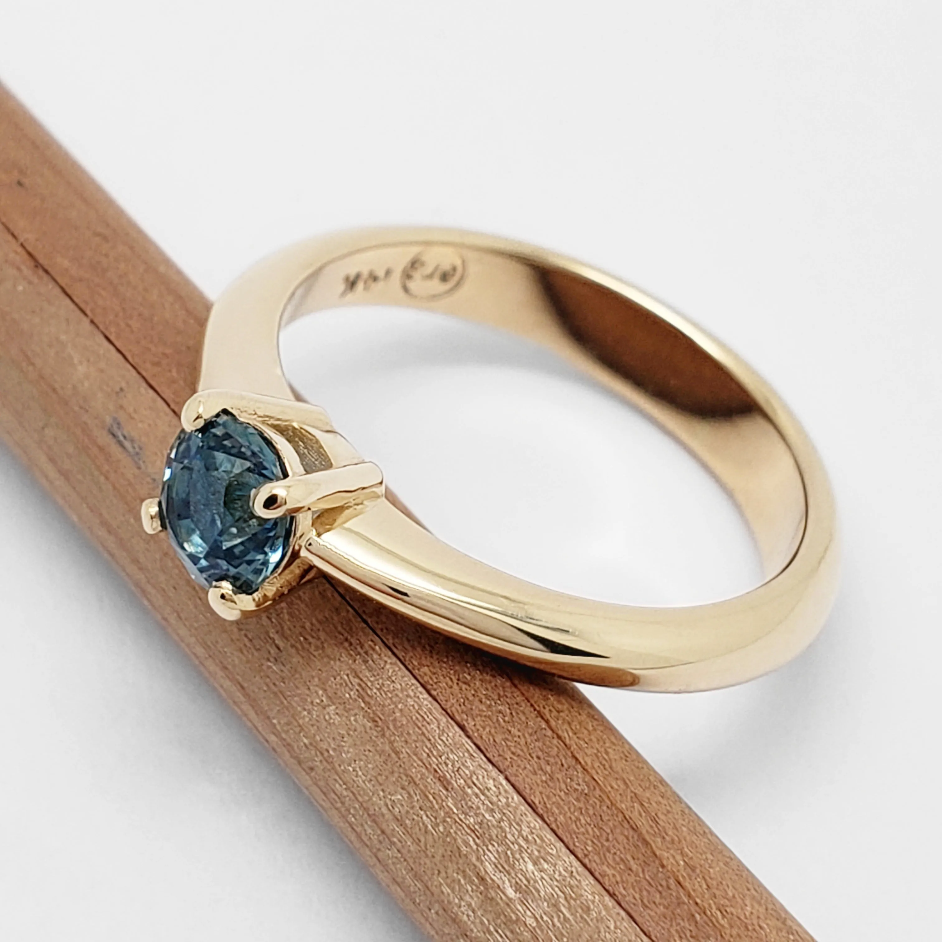 Grace Yellow | Blue Sapphire