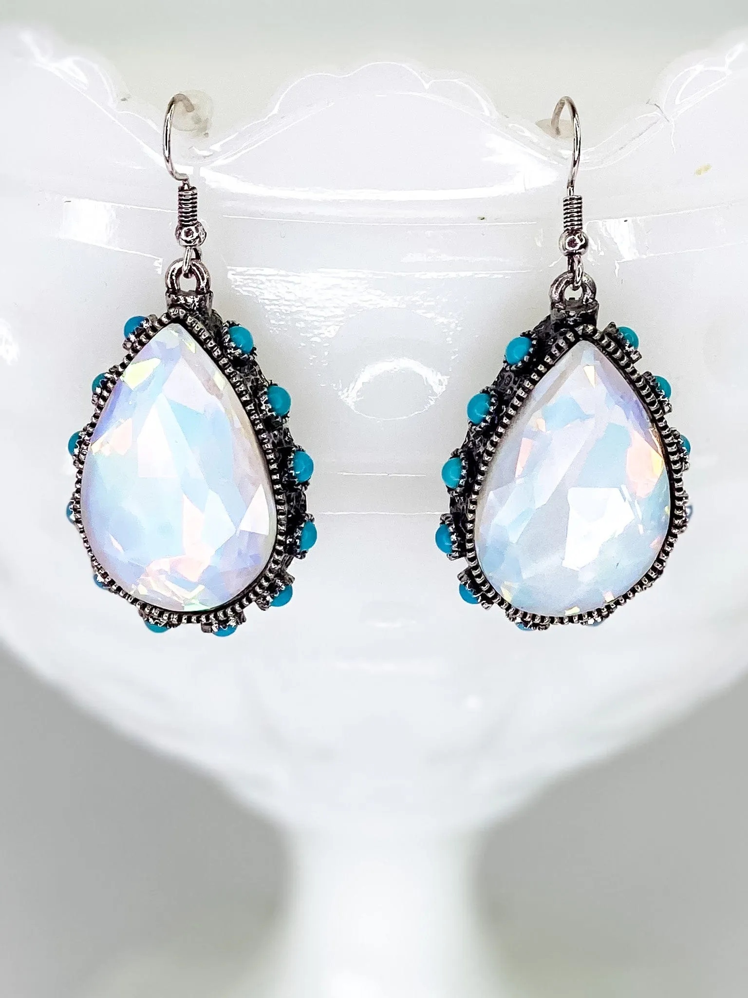 Gypsy Bling Earring- Pearlie