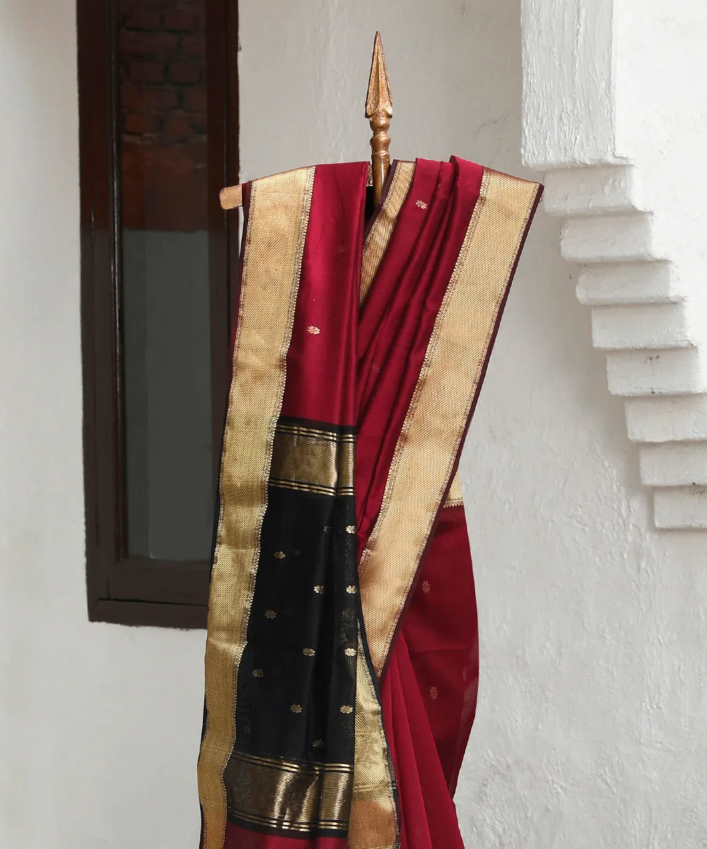 Handloom Maroon And Black Cotton Silk Maheshwari Saree With Zari Booti And Border