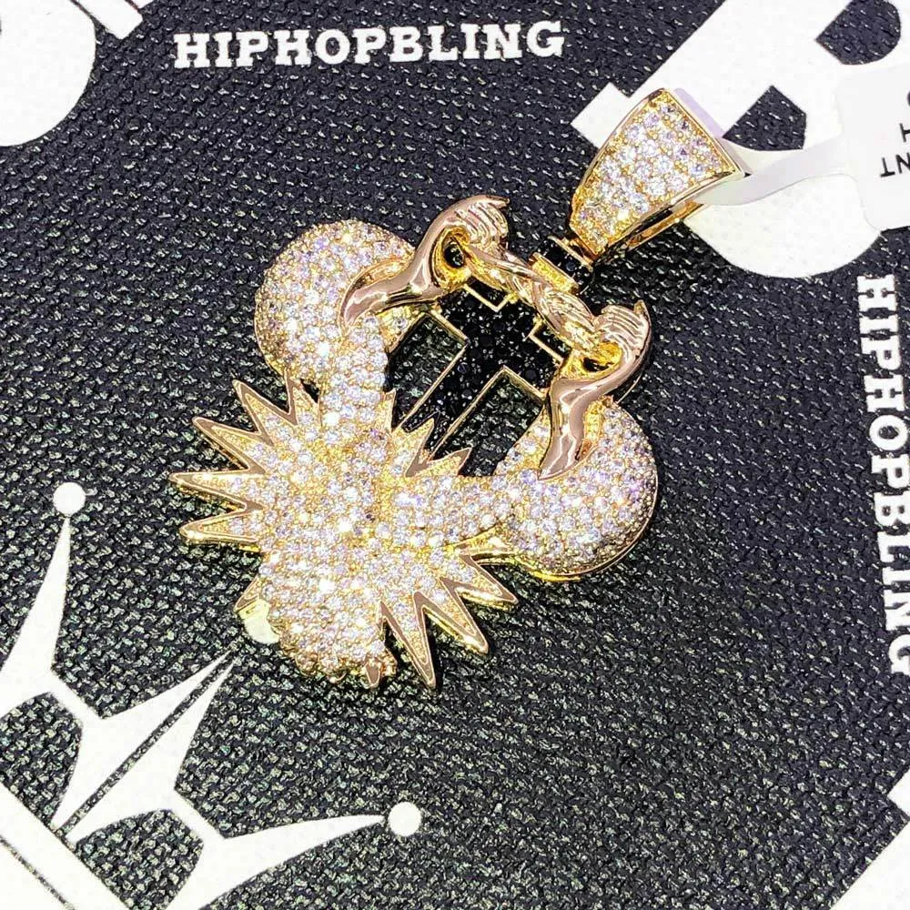 Holding the Cross CZ Hip Hop Bling Bling Pendant