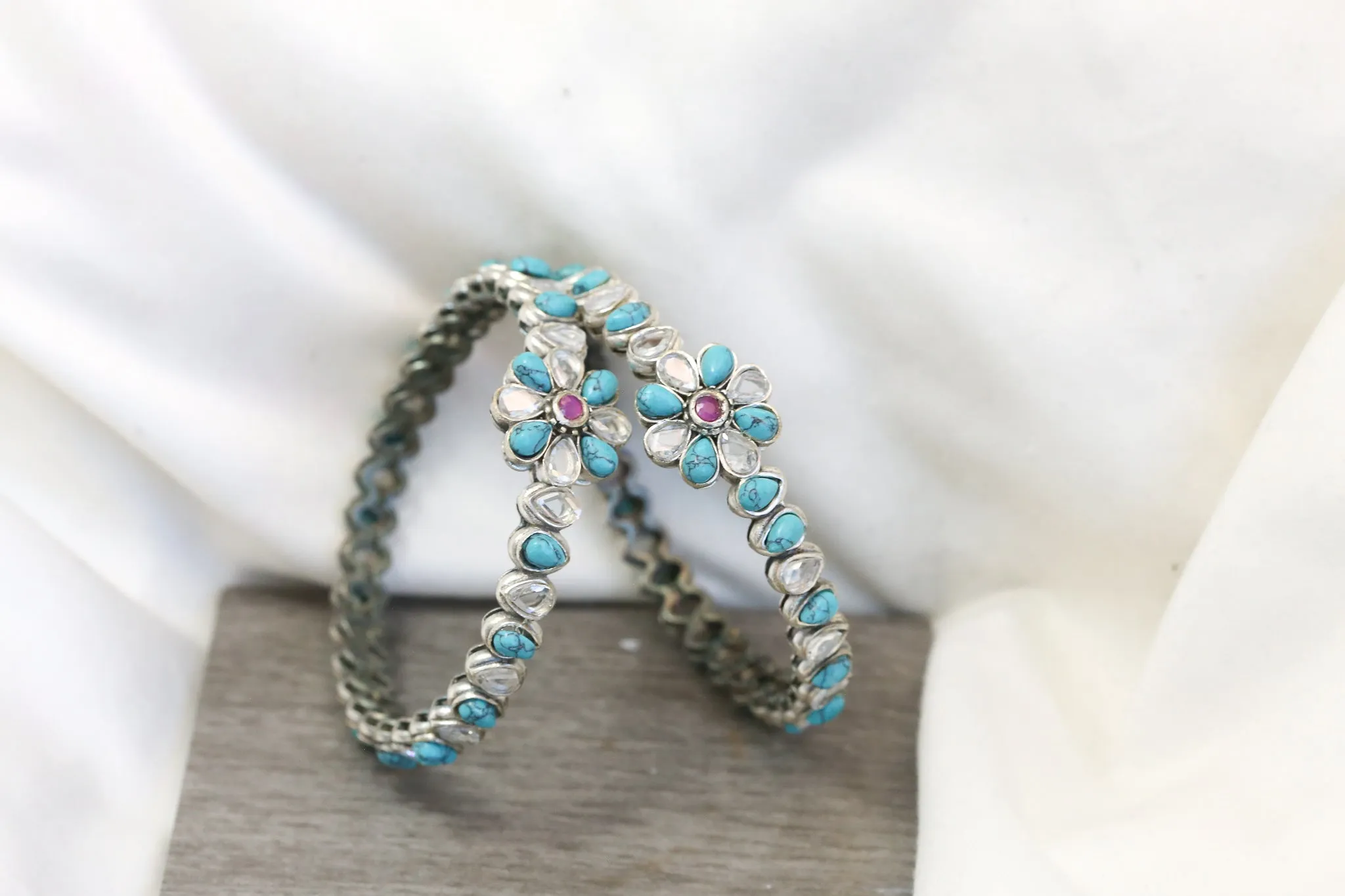 Kemp Bangle Set (2.4) - Turquoise Clear