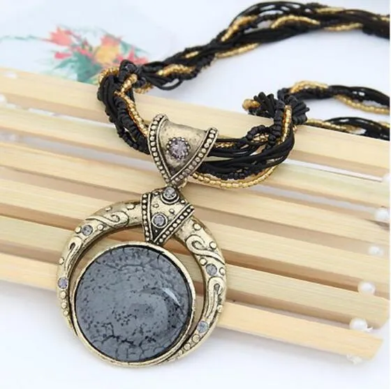 New Hot Vintage Necklace Jewelry Fashion Popular Retro Bohemia Style Multilayer Beads Chain Crystal Grain Pendant Necklace