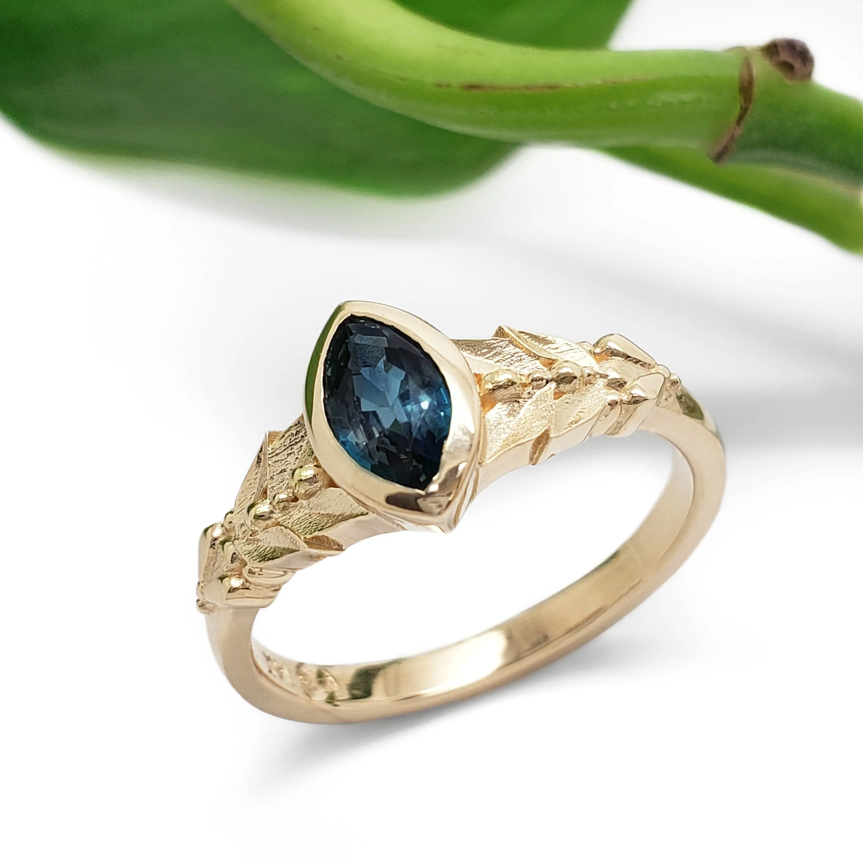 Oriana | Blue Sapphire