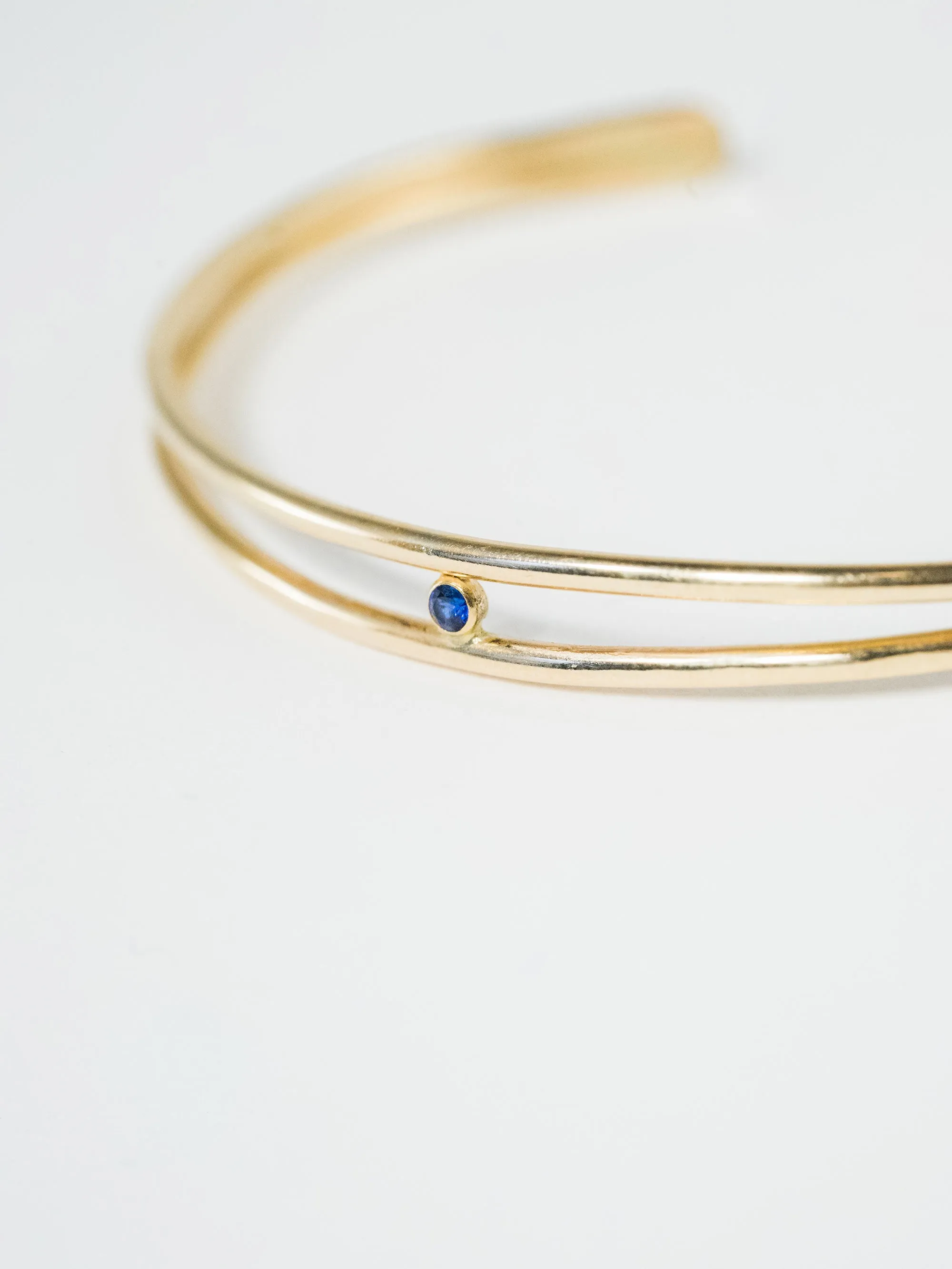 Rocas Sapphire Cuff