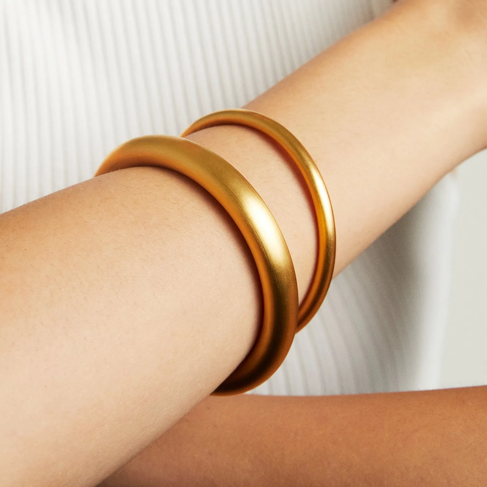 Small Dune Hinge Bangle