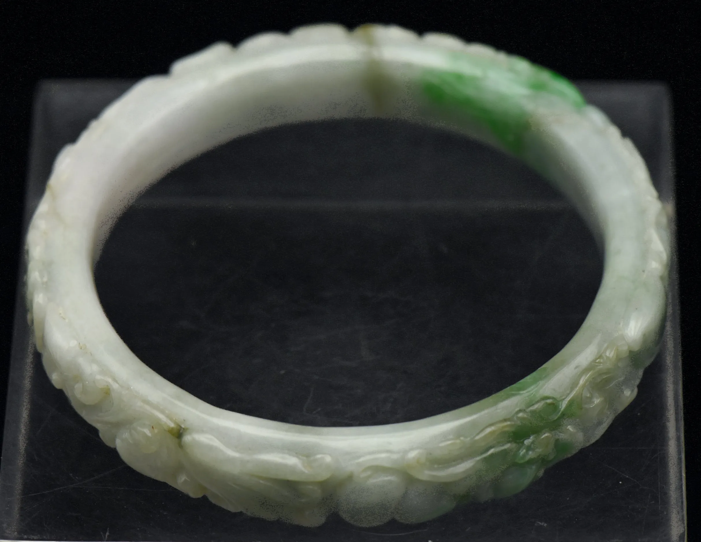 Vintage Carved Jade Bangle Bracelet