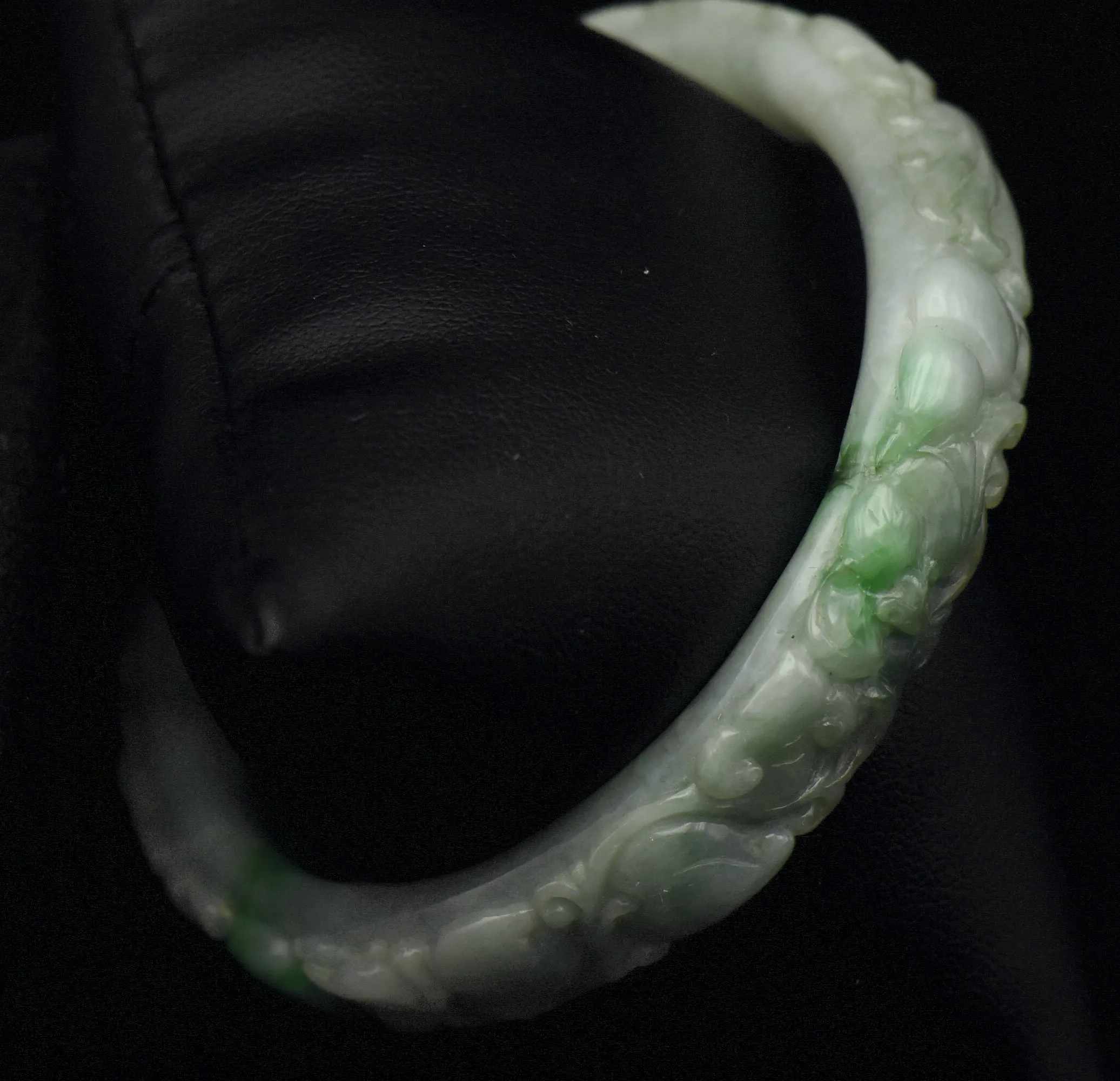 Vintage Carved Jade Bangle Bracelet