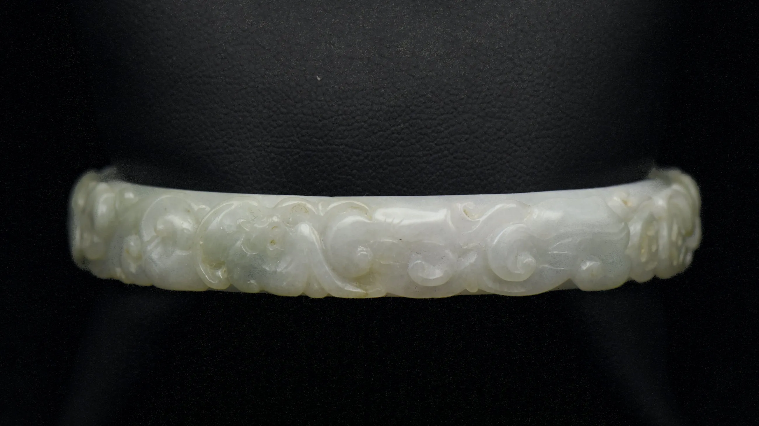 Vintage Carved Jade Bangle Bracelet