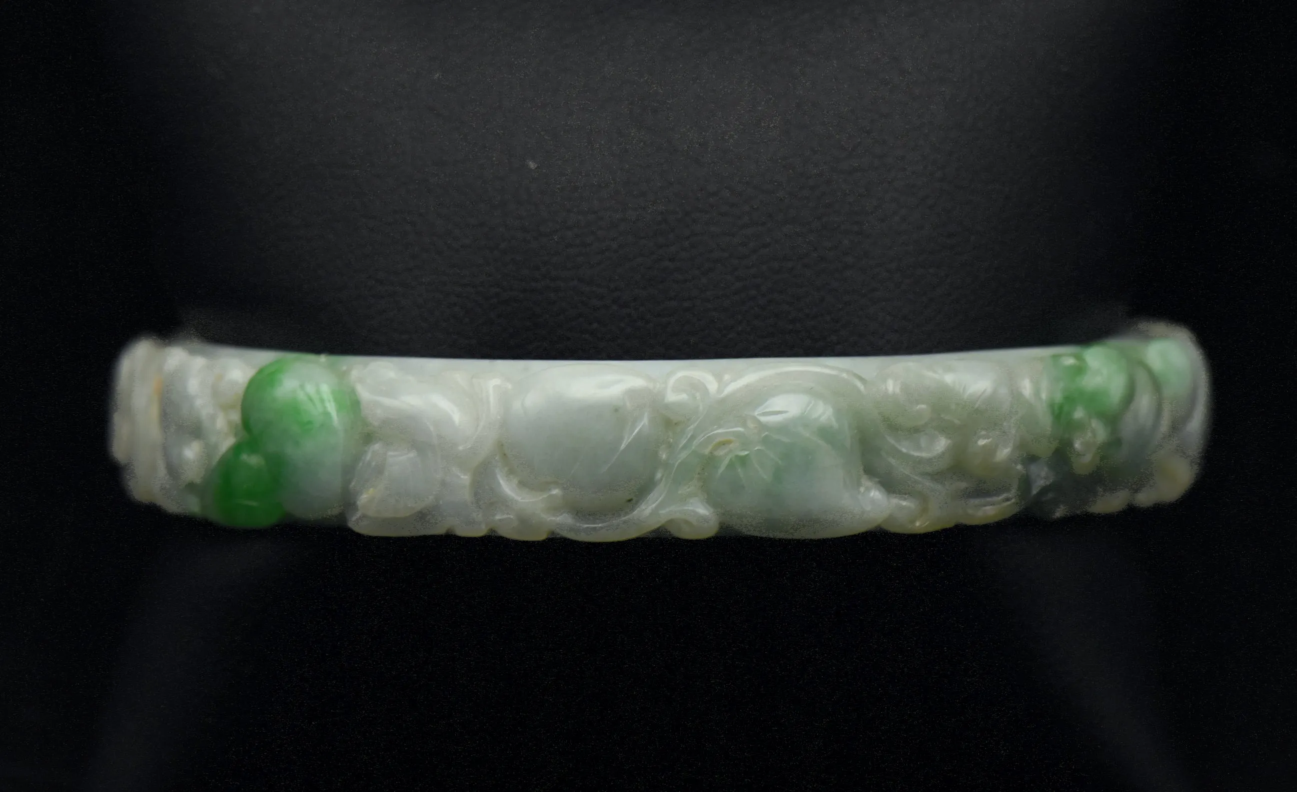 Vintage Carved Jade Bangle Bracelet