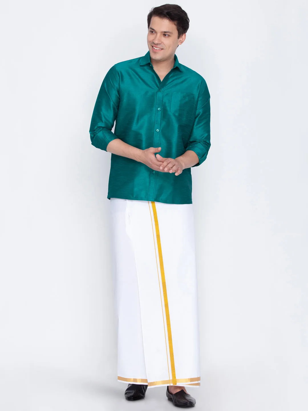 VM By VASTRAMAY Men's Green Cotton Silk Blend Shirt and Mundu Set