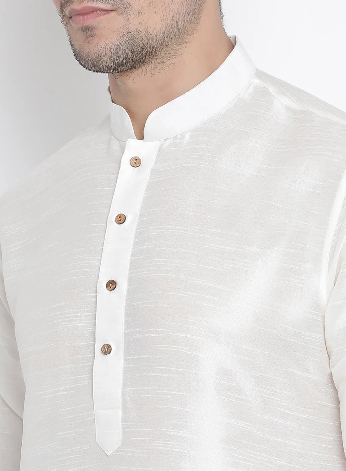 VM BY VASTRAMAY Men's White Cotton Silk Blend Kurta and Pyjama Set