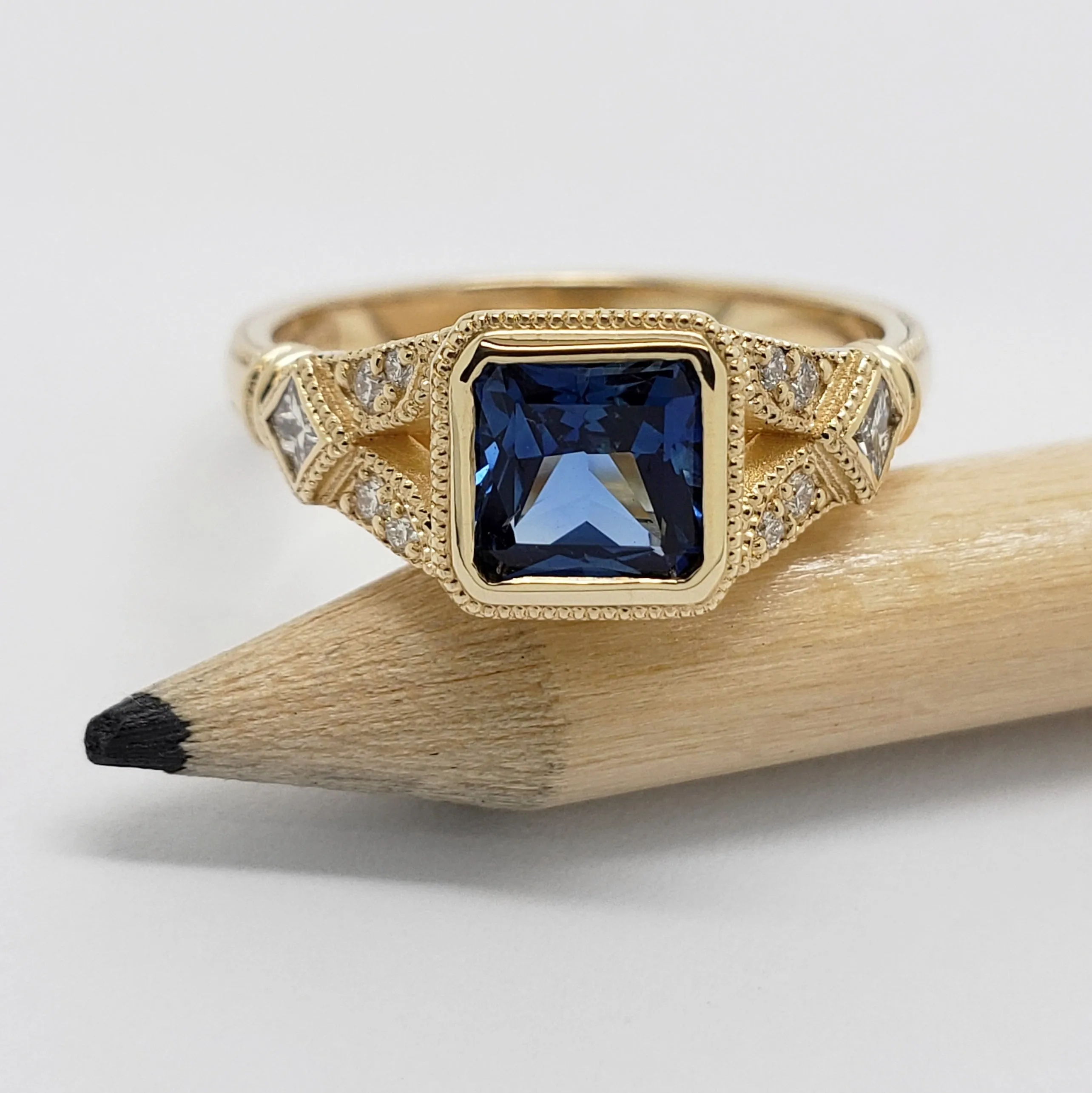 Wren | Blue Sapphire