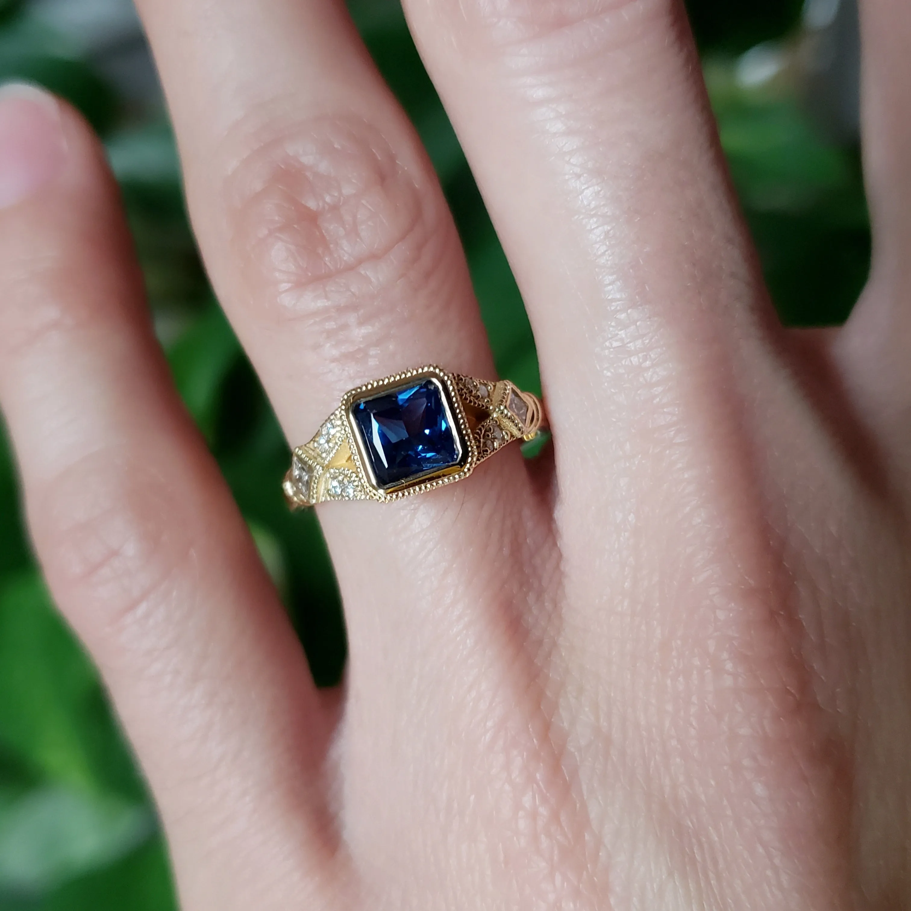 Wren | Blue Sapphire